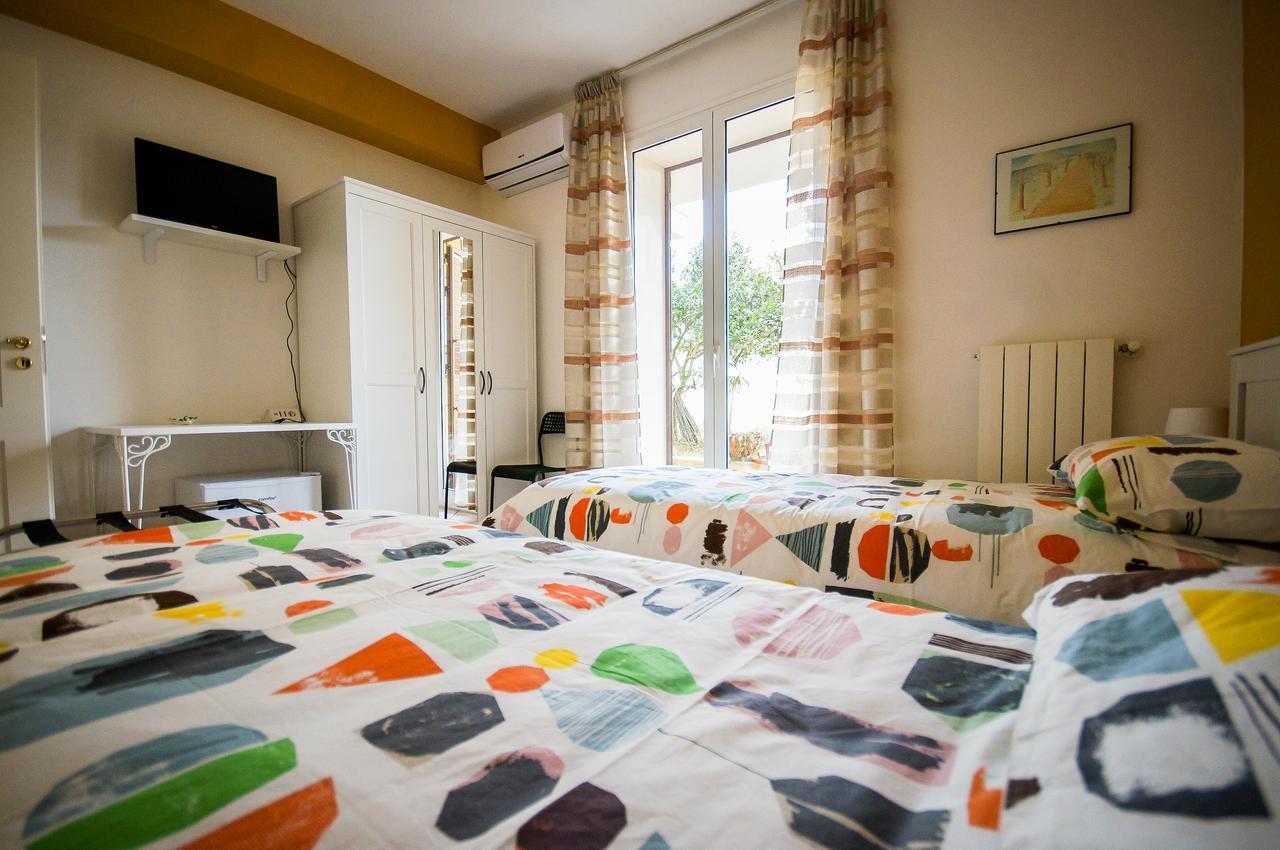 Bed and Breakfast Beb Brusce' Franco E Tina Рагуза Экстерьер фото